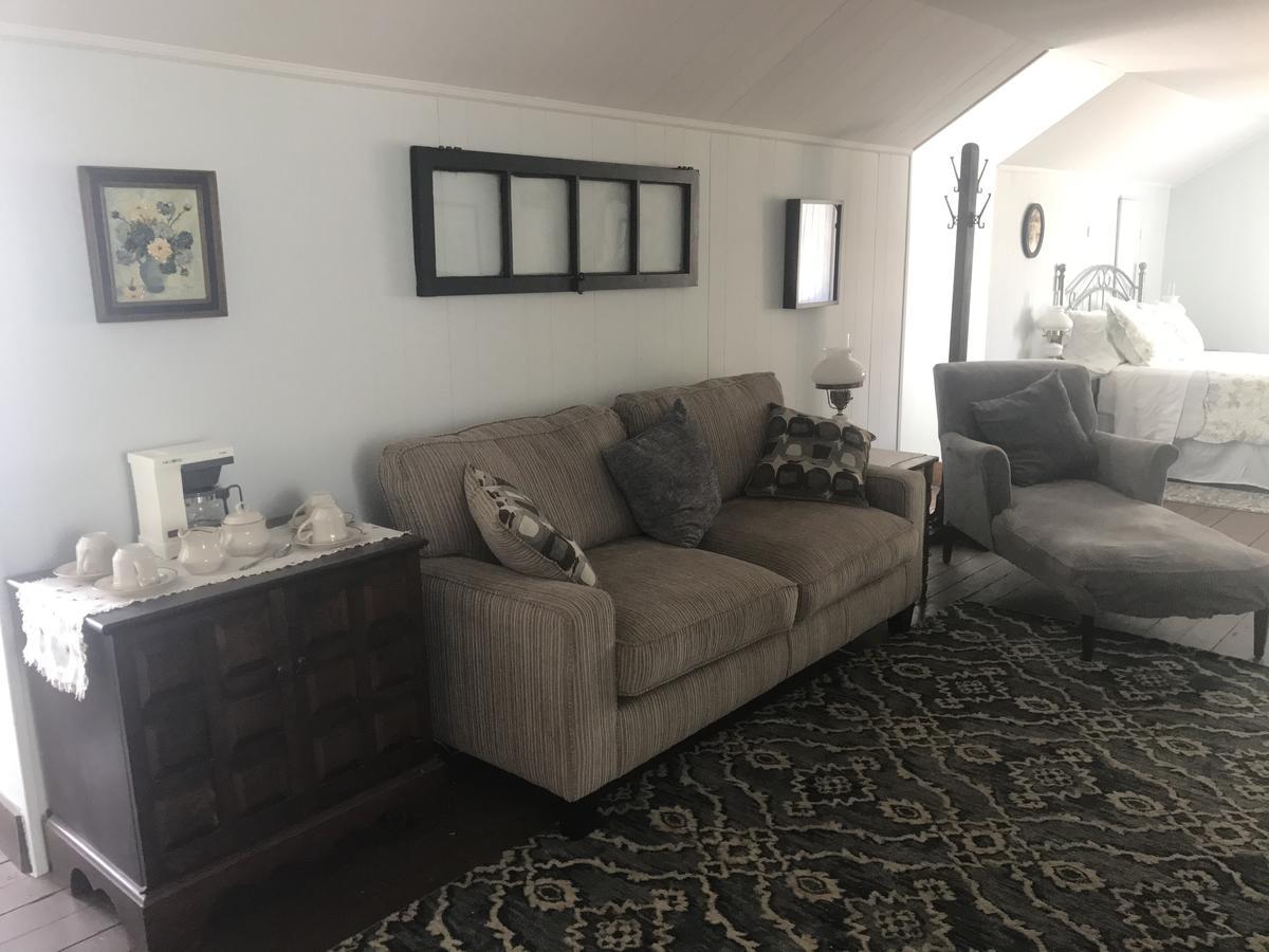 Riverboat Bed & Breakfast Натчез Экстерьер фото